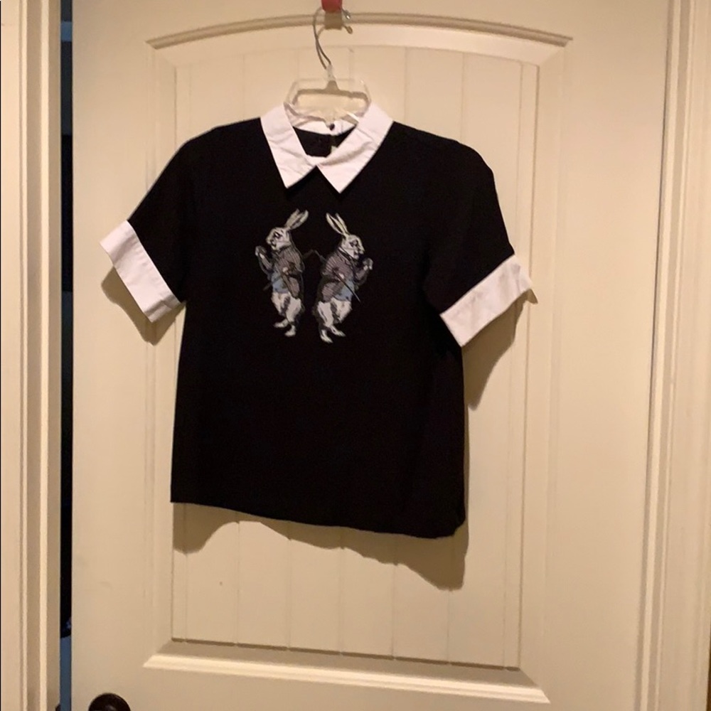Black shirt
